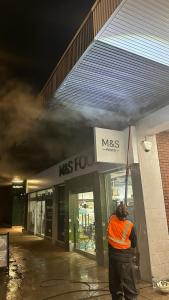 High-specification external cleaning service