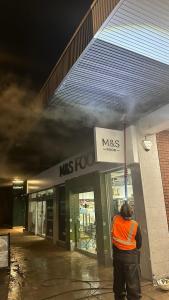 High-specification external cleaning service