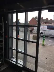 Commercial window cleaning services