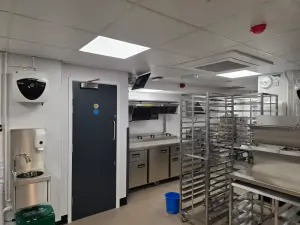 Greggs Castleford Retail Cleaning
