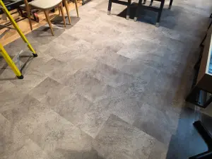 Greggs Castleford Retail Cleaning