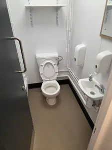 Greggs Castleford Retail Cleaning