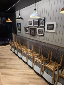Greggs Castleford Retail Cleaning